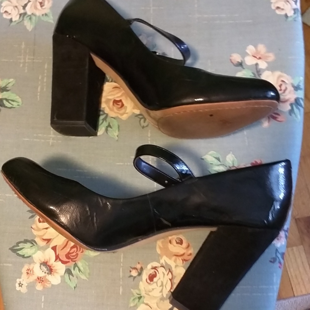 Vince Camuto block heeled shoes